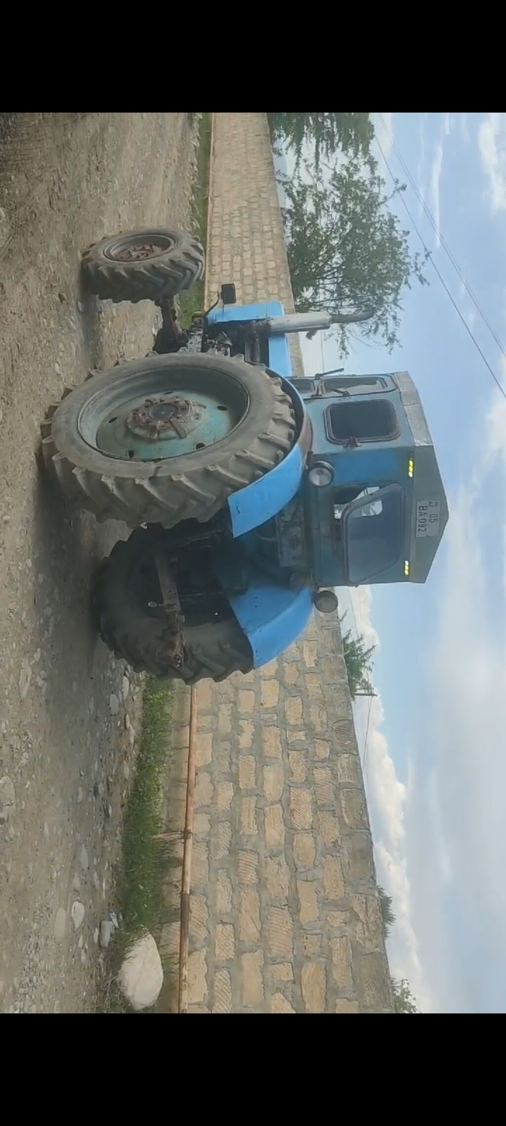 Əvvəlcə Salam olsun hərkəsə. Traktor tam ideal vəziyyətdədir sənət — Traktorlar, Şəki (5)