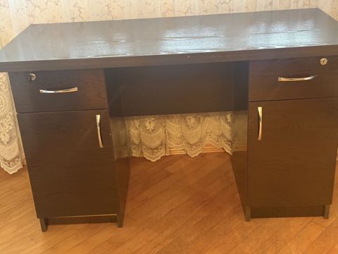 Düz masa, Polkalı, Siyirməli, Teksturalı laminat — Bakı