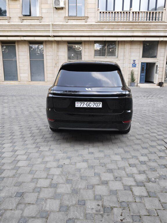 Li Auto L9, 1.5 L, 52.3 kWh, 2024 il, 13 600 km 77-GC-707 — Avtomobillər, Bakı (8)
