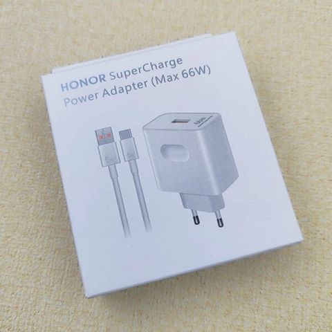 Honor 66W Orijinal Sürətli Şarj Adapteri — Bakı