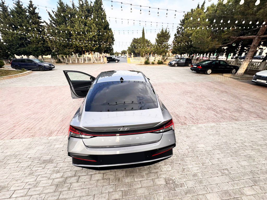 Hyundai Elantra, 1.6 L, 2024 il, 31 000 km — Avtomobillər, Bakı (6)