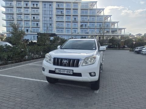 Toyota Land Cruiser Prado, 2.7 L, 2010 il, 239 000 km — Bakı