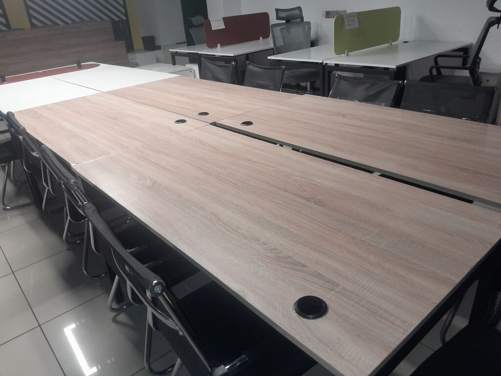 İşlənmiş, İşçi üçün, Dördbucaq masa — Ofis mebeli, Bakı