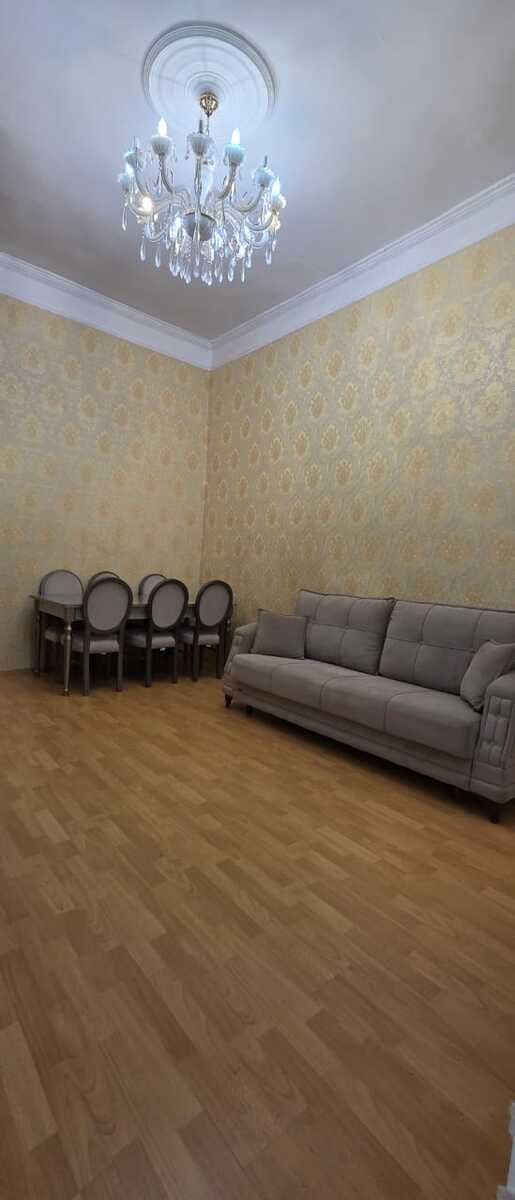 Satılır 2 otaqlı köhnə tikili 52 m² — Mənzil, Bakı (2)