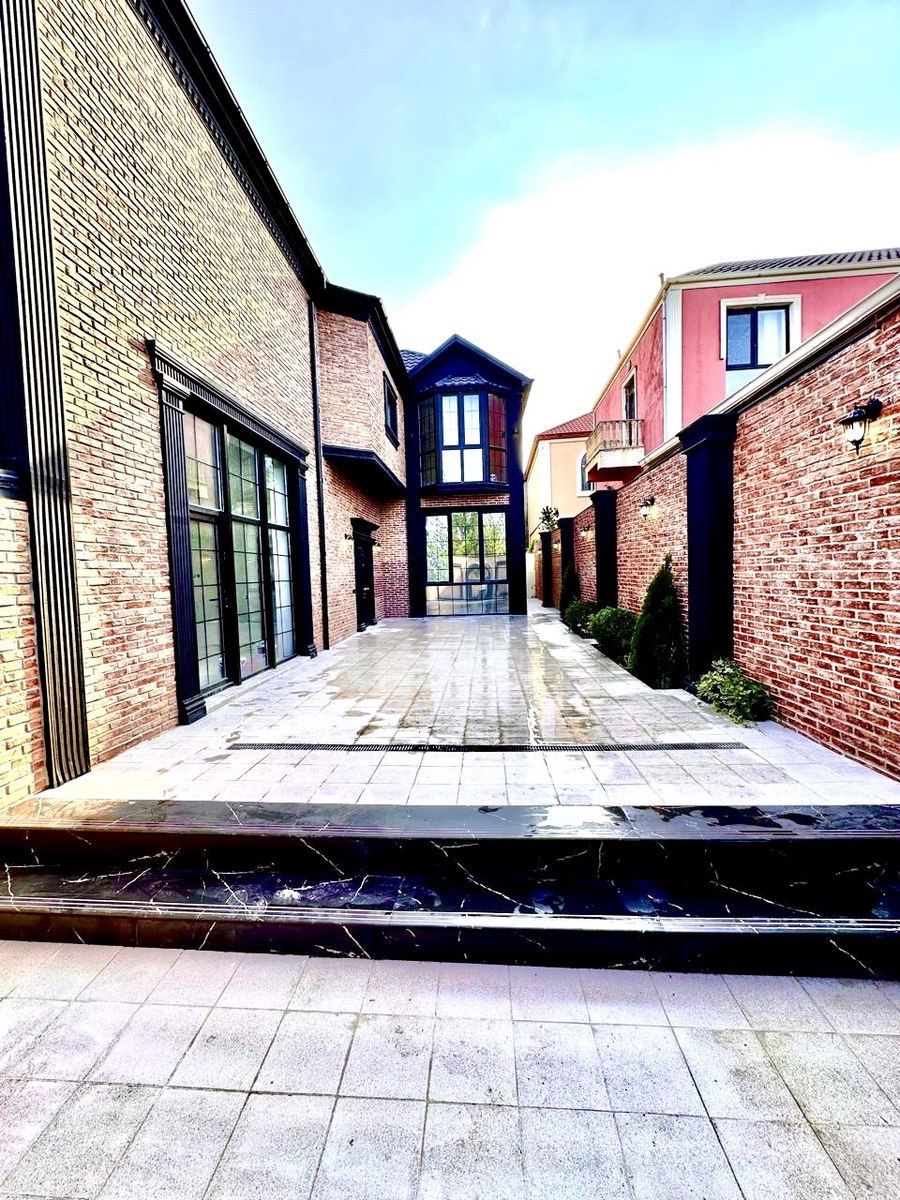 Satılır 5 otaqlı həyət evi/bağ evi 240 m² — Ev, villa, Bakı (4)