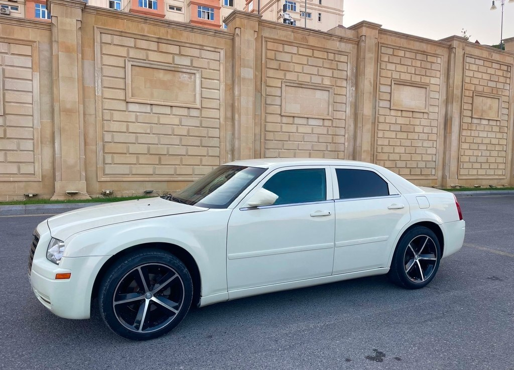 Chrysler 300C, 2005 il, 233817 km, 2.7 L 90-TM-062 — Avtomobillər (11)