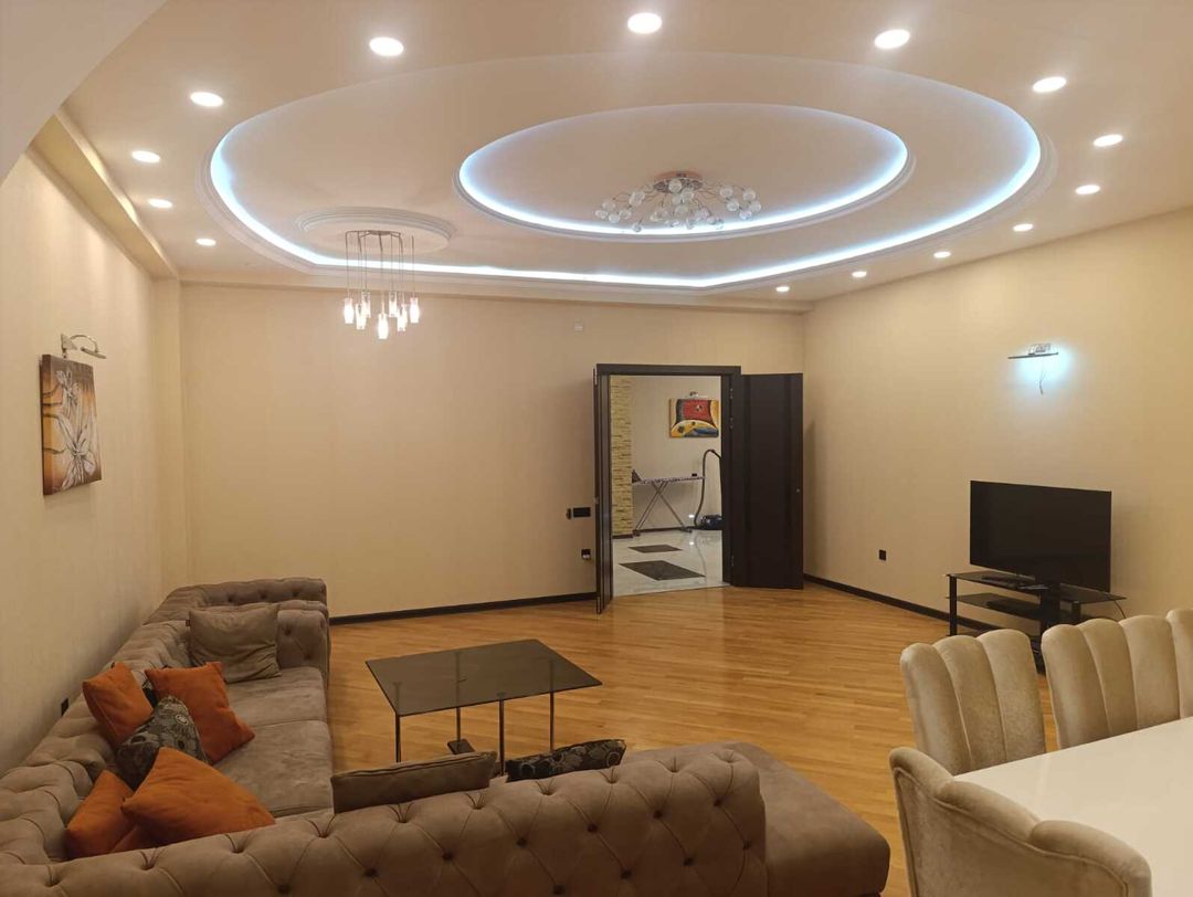 Satılır 3 otaqlı yeni tikili 160 m² — Mənzil, Bakı (2)