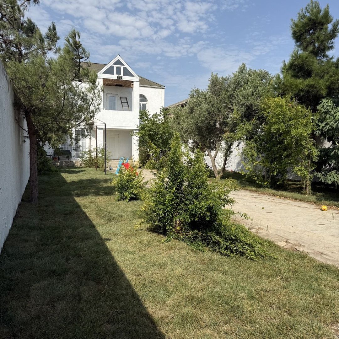 Satılır 5 otaqlı həyət evi/bağ evi 200 m² — Ev, villa, Bakı (4)