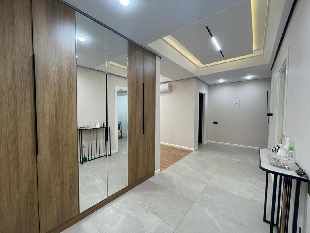 İcarəyə verilir 3 otaqlı yeni tikili 140 m² — Mənzil, Bakı (10)