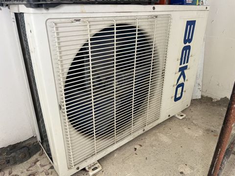 Kondisioner Beko, İşlənmiş, 70-80 kv. m, Split sistem — Masazır