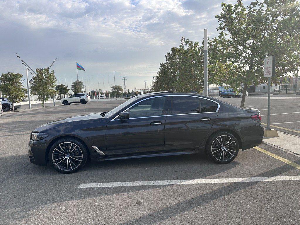 BMW 530, 2.0 L, 2017 il, 128 000 km — Avtomobillər, Bakı (8)