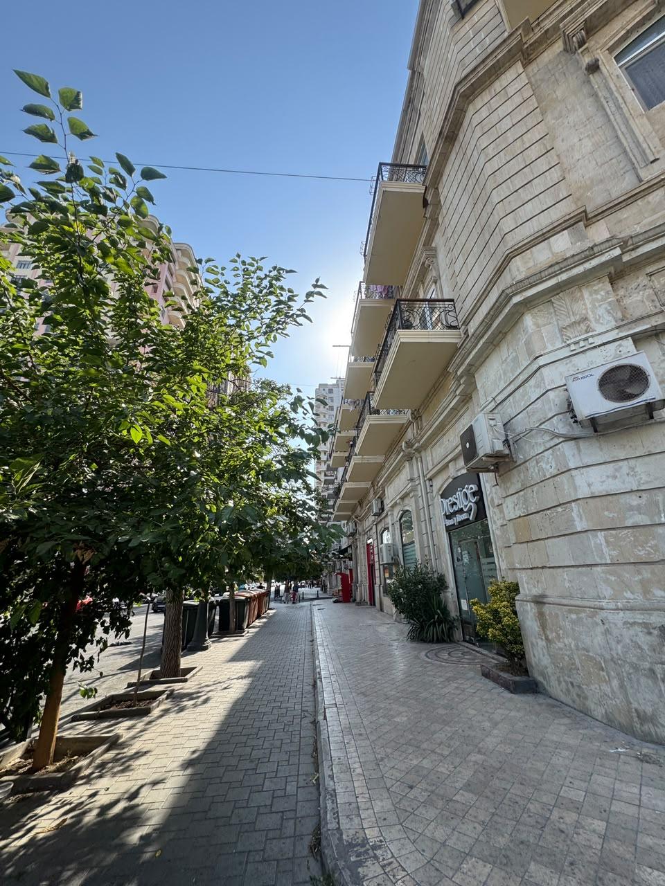 Ticarət Mənzili, 500 m², Nizami küçəsi — Əmlak, Bakı (7)