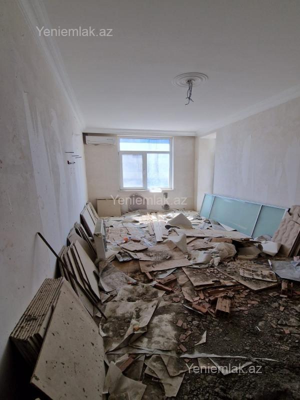 Satılır 4 otaqlı Bina evi menzil (Yeni tikili), 200 m², Nəsimi rayonu — Mənzil, Bakı (3)