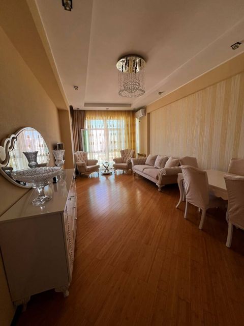 İcarəyə verilir 3 otaqlı yeni tikili 110 m² — Bakı
