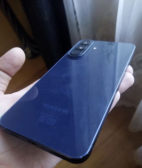 Samsung Galaxy A56, 128 GB, rəng - Göy — Qobu