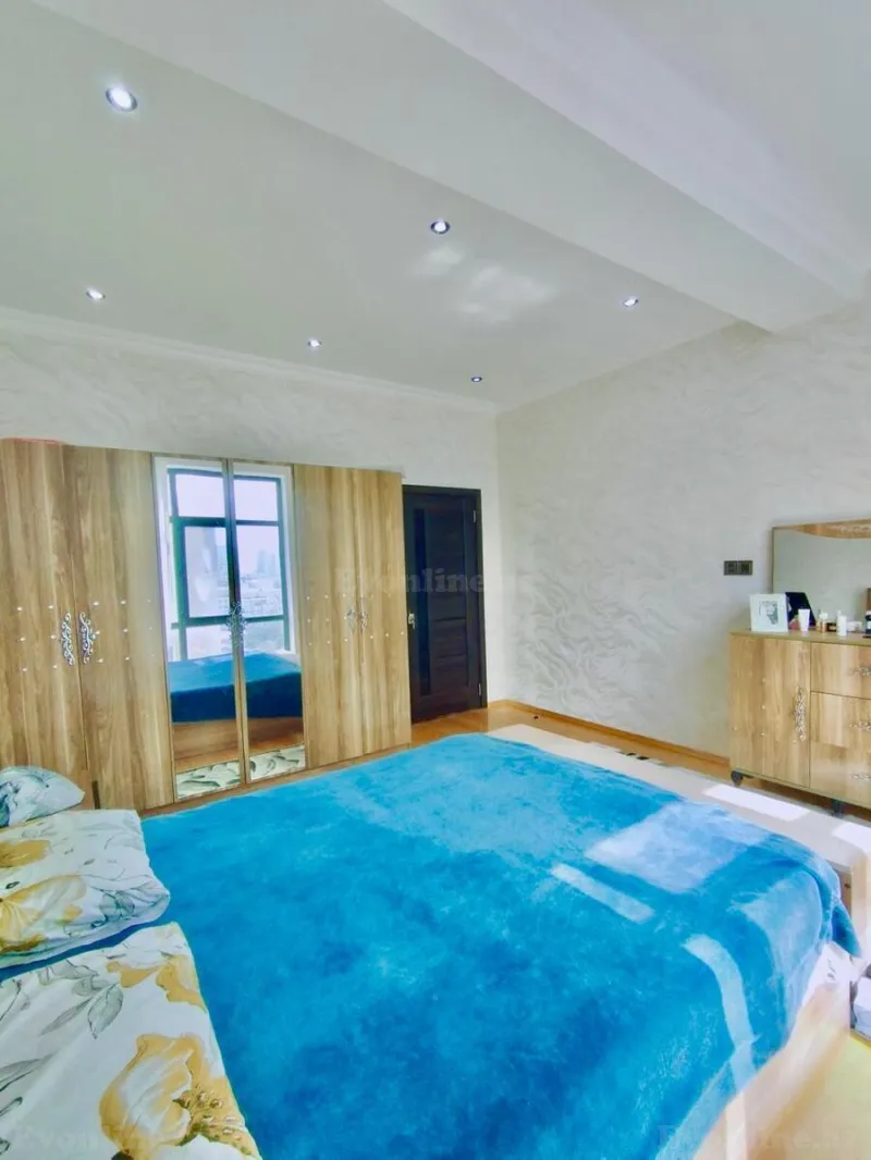 Satılır 3 otaqlı Mənzil Yeni tikili 110 m² Bakı, Nizami r., Qara Qarayev m., 8-ci kilometr — Mənzil, Bakı (5)