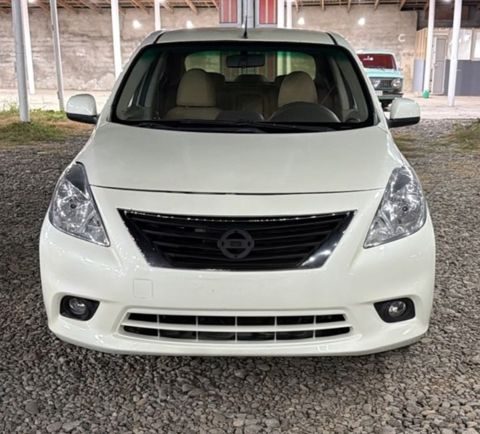 Nissan Sunny, 1.5 L, 2014 il, 200 000 km — Masallı