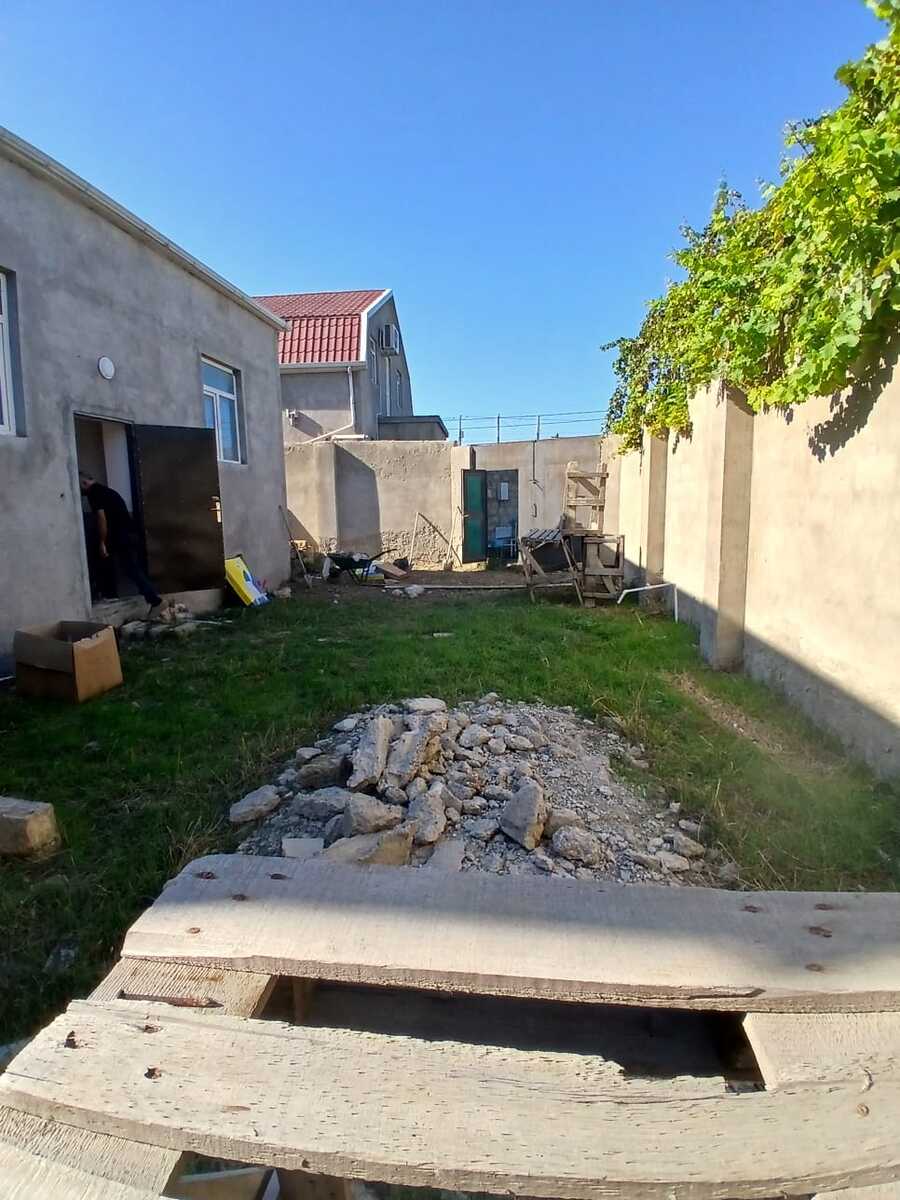 Satılır 4 otaqlı həyət evi/bağ evi 100 m² — Ev, villa, Bakı (11)