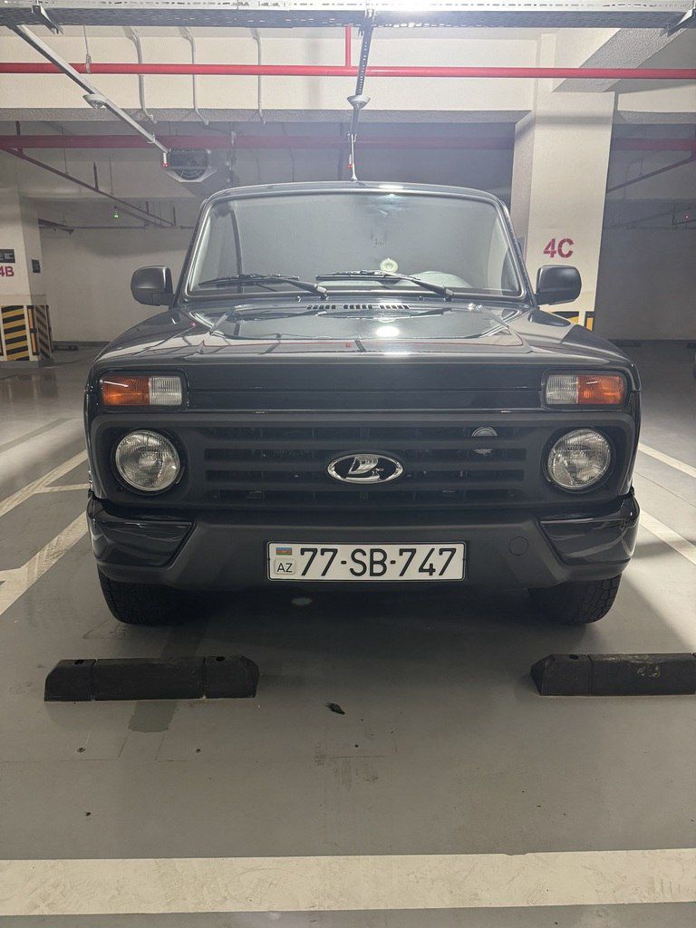 Lada (VAZ) Niva, 1.7 L, 2024 il, 26 000 km 77-SB-747 — Avtomobillər, Bakı