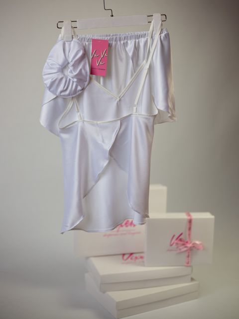 Qadınlar üçün Şortlu pijama dəsti Vixen 2301177000007, ağ, satin, ölçü XS — Bakı