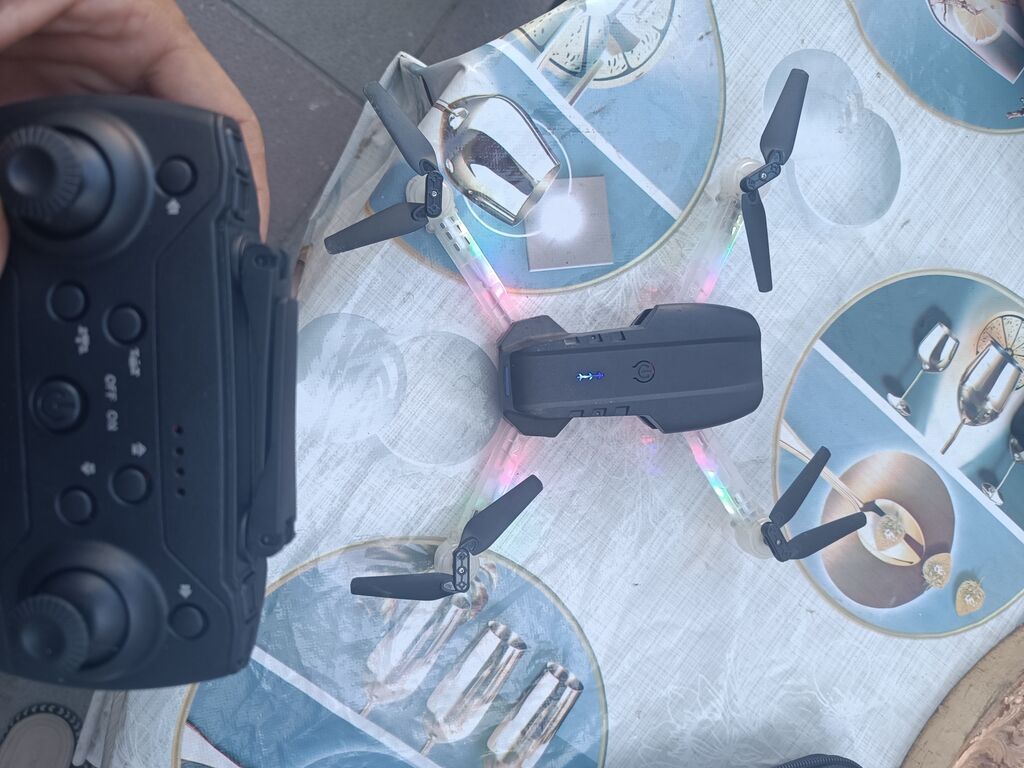 Qatlana bilən LED işıqlı dron + pult və daşıma çantası seti — Digər, Mehdiabad