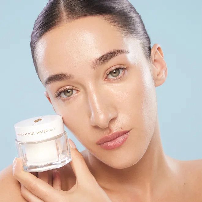Üz qulluğu üçün kosmetika dəsti Charlotte Tilbury Hidration Revival (təmizləyici vasitə 30 ml + üz kremi 15 ml + üz toneri 30 ml) — Mallar, Bakı (3)