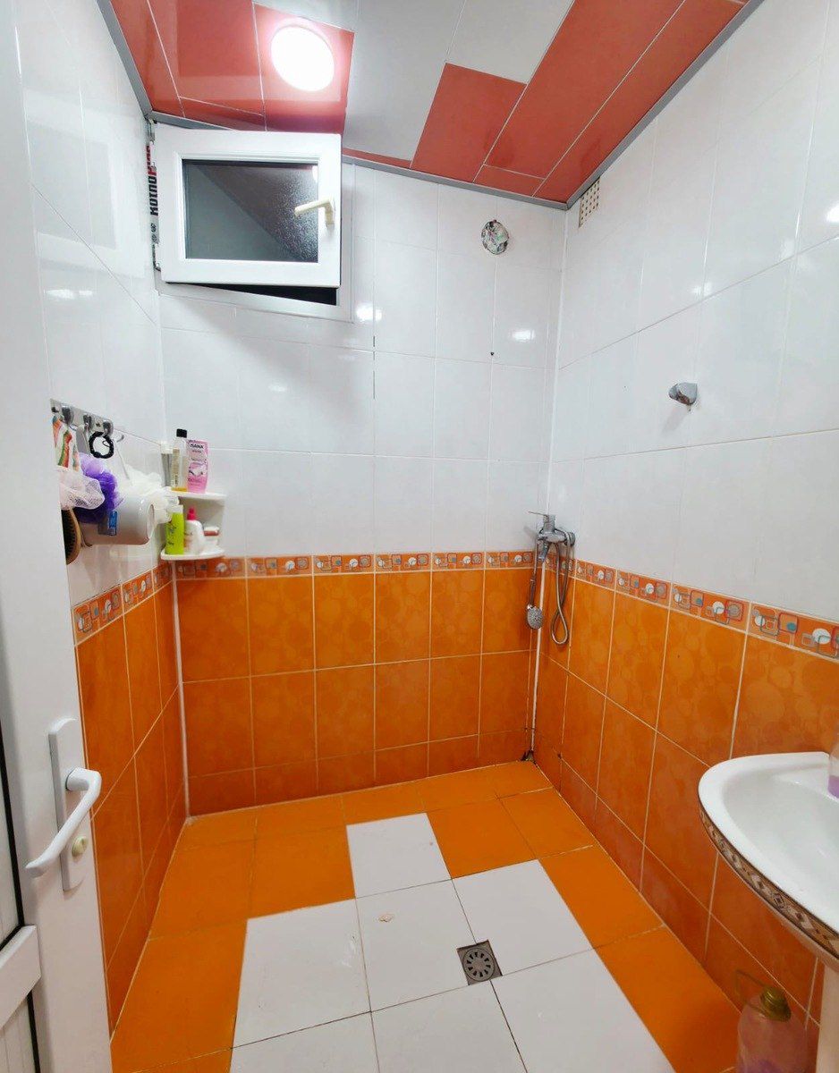 Satılır 2 otaqlı köhnə tikili 60 m² — Mənzil, Bakı (8)