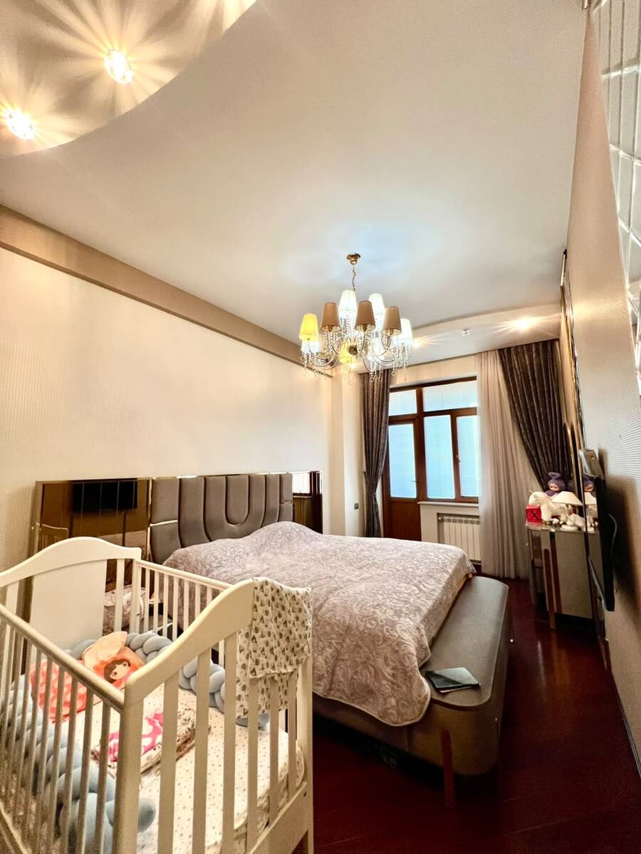 Satılır 4 otaqlı yeni tikili 217 m² — Mənzil, Bakı (7)