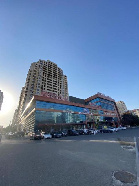 Satılır 3 otaqlı yeni tikili 140 m² — Bakı