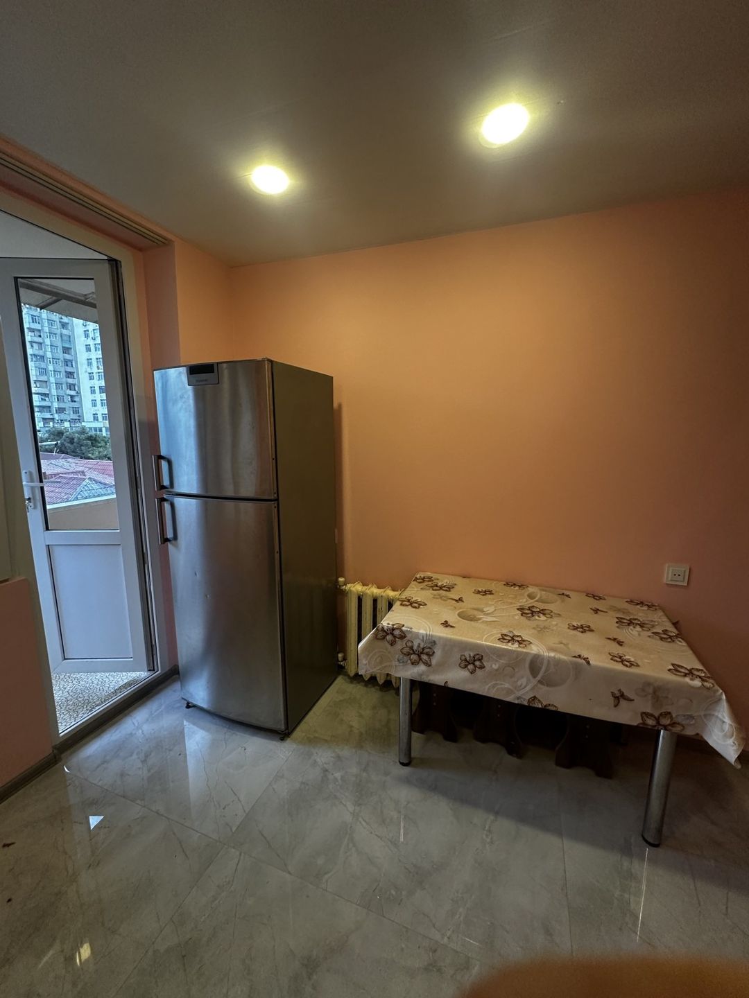 İcarəyə verilir 2 otaqlı köhnə tikili 60 m² — Mənzil, Bakı (4)