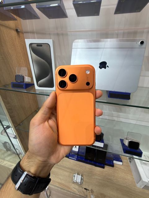 Apple iPhone 17 Pro Cosmic Orange 256GB/12GB — Bakı