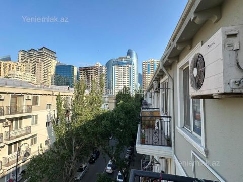 Kirayə 2 otaqlı Bina evi menzil (Köhnə tikili), 50 m², Nəsimi rayonu — Bakı