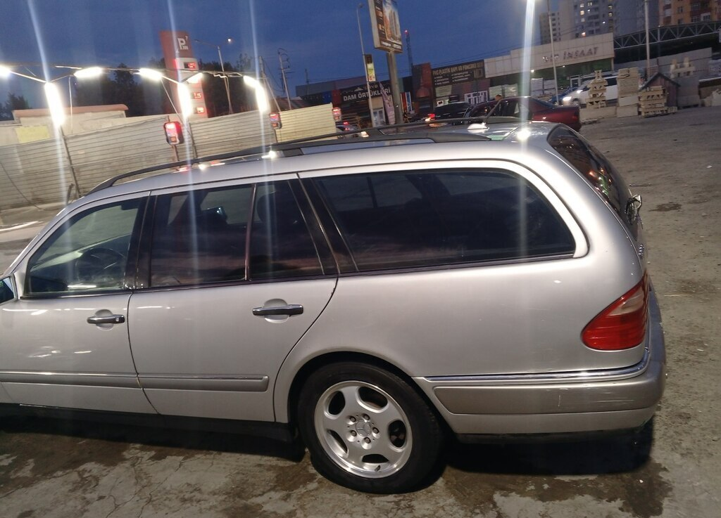 Mercedes E 240, 1999 il, 425000 km, 2.4 L 99-BE-566 — Avtomobillər (10)