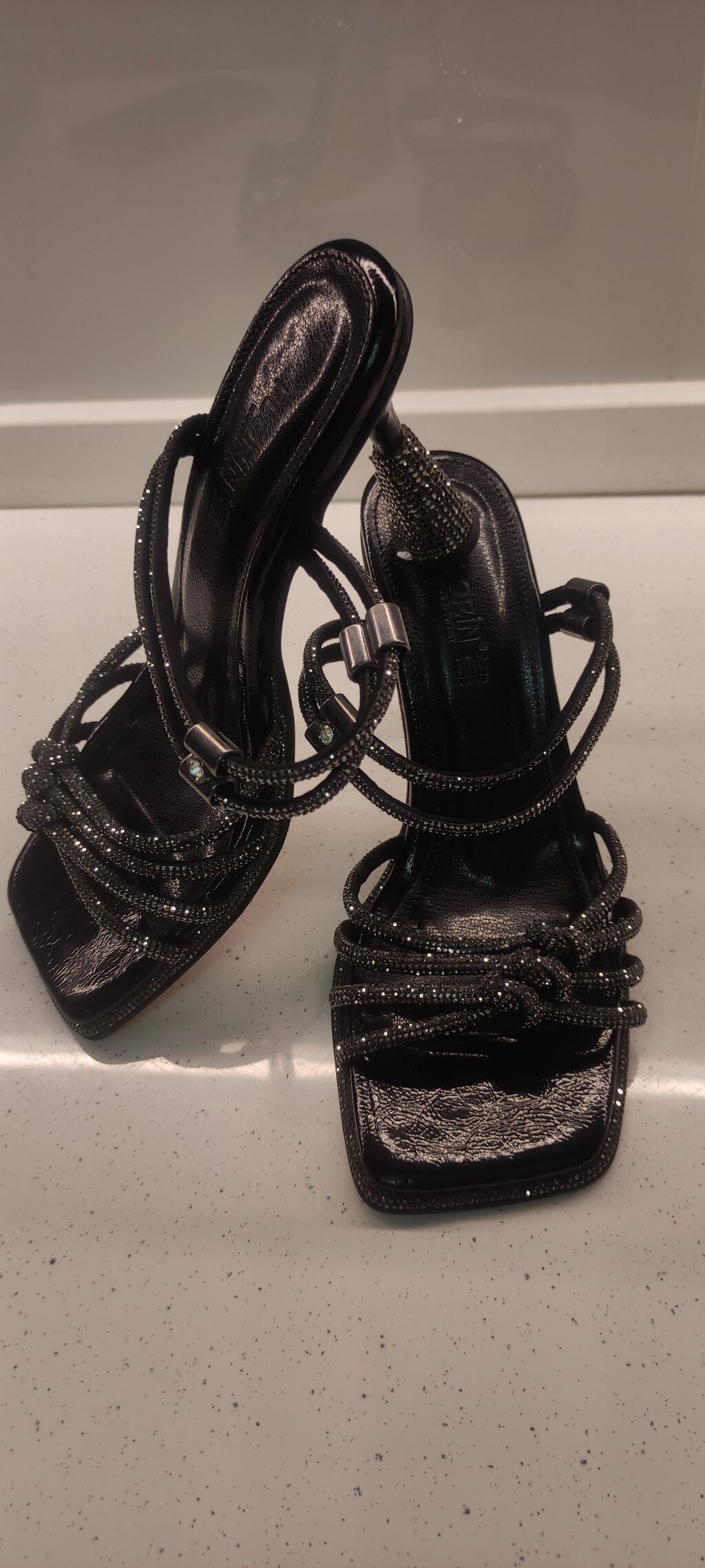 Qara rəngli zərli qadın sandaleti - Model: açıq burunlu, kvadrat uclu — Sandal, Bakı (2)