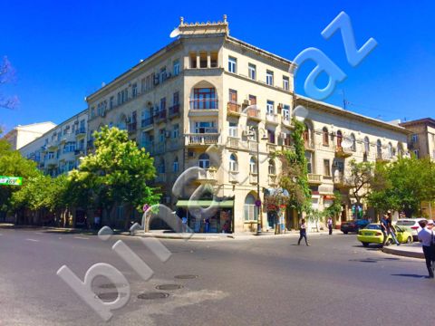 3 otaqlı Köhnə tikili, Kirayə (aylıq), Bakı, Nəsimi, 28 may — Bakı