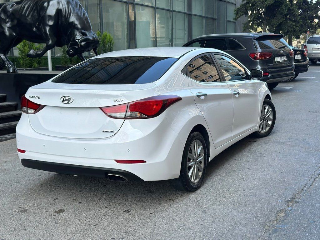 Hyundai Avante, 1.6 L, 2014 il, 244 880 km — Avtomobillər, Bakı (4)