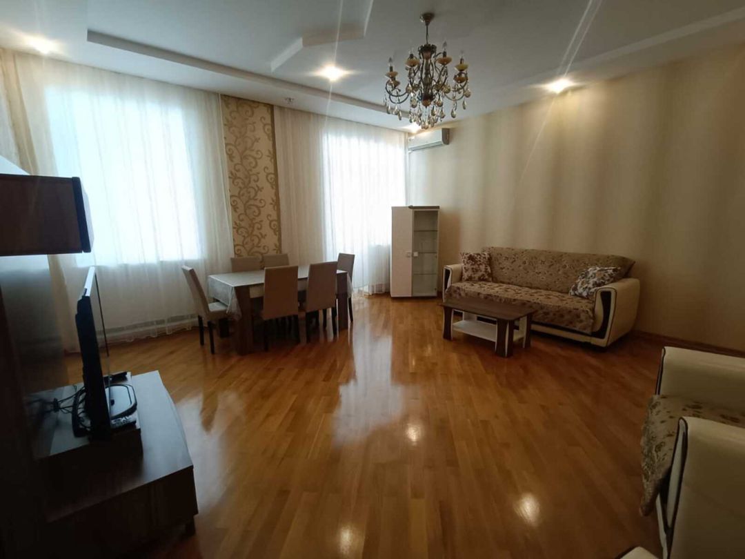 İcarəyə verilir 3 otaqlı yeni tikili 137 m² — Mənzil, Bakı (3)