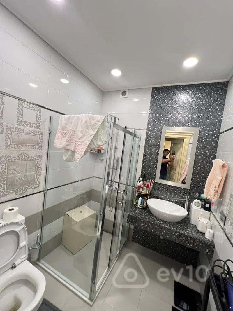 4 otaqlı mənzil, 217 m², Murtuza Muxtarov — Mənzil, Bakı (12)
