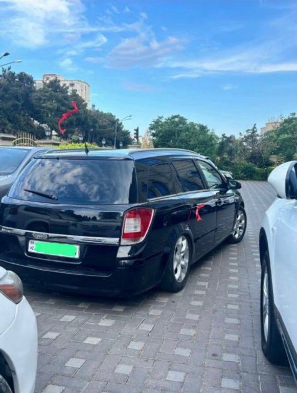 Opel Astra, 1.9 L, 2006 il, 208 000 km — Avtomobillər, Bakı (4)
