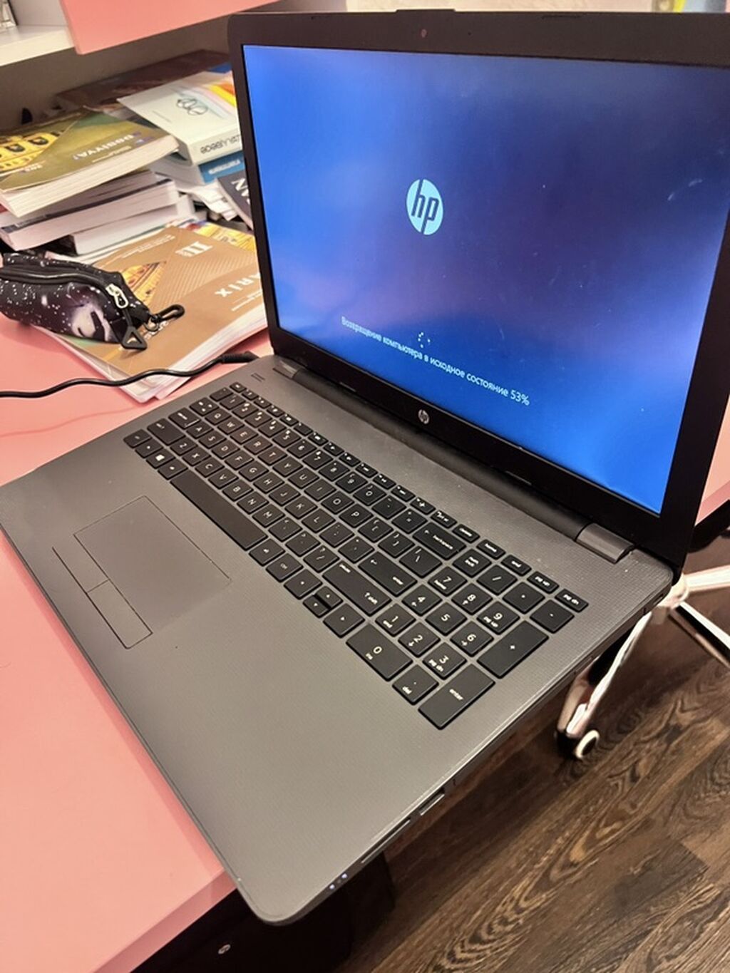 HP noutbuk - Ekran: təxminən 15.6" geniş ekran, mat səthli — HP, Bakı (2)