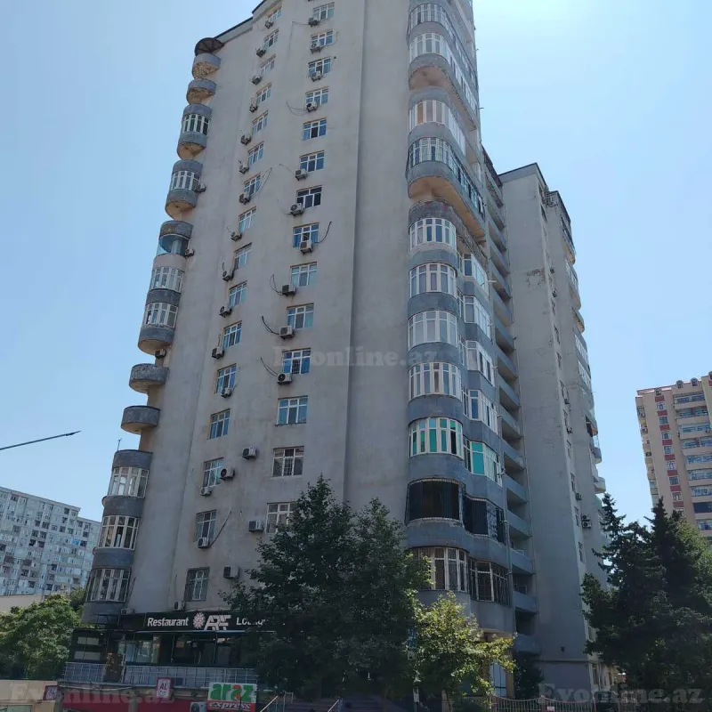 Satılır 3 otaqlı Mənzil Yeni tikili 132 m² Bakı, Nəsimi r., 20 Yanvar m., 1-ci mikrorayon — Mənzil, Bakı (2)