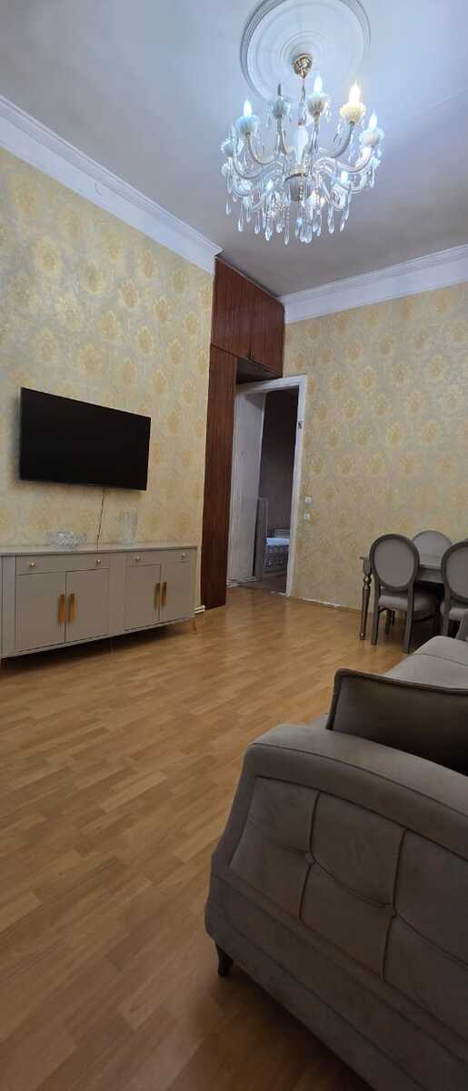 Satılır 2 otaqlı köhnə tikili 52 m² — Mənzil, Bakı (6)