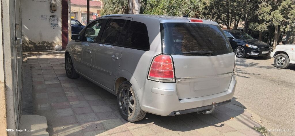 Opel Zafira (gümüş rəng) – 7 yerlik ailə miniveni Satılır — Avtomobillər, Sumqayıt (3)
