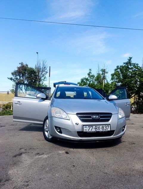 Kia Ceed SW, 1.6 L, 2008 il, 248 639 km — Bakı