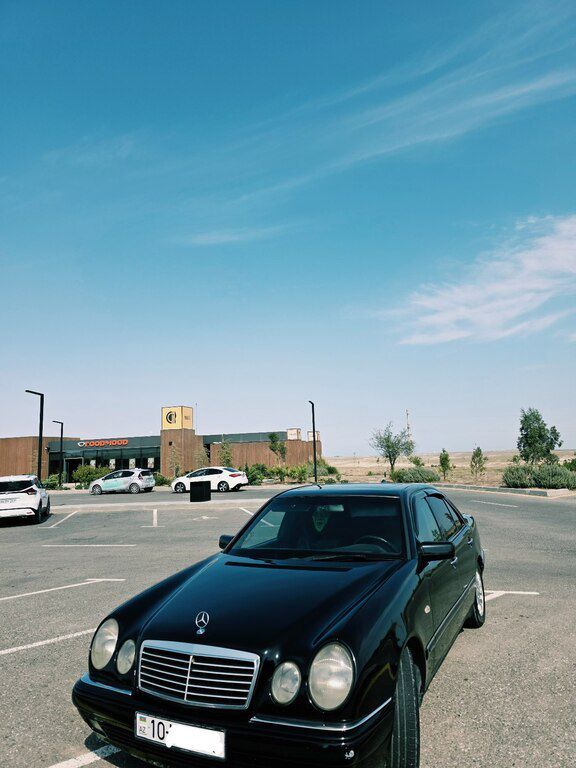 Mercedes E 320, 3.2 L, 1998 il, 298 000 km — Avtomobillər, Bakı