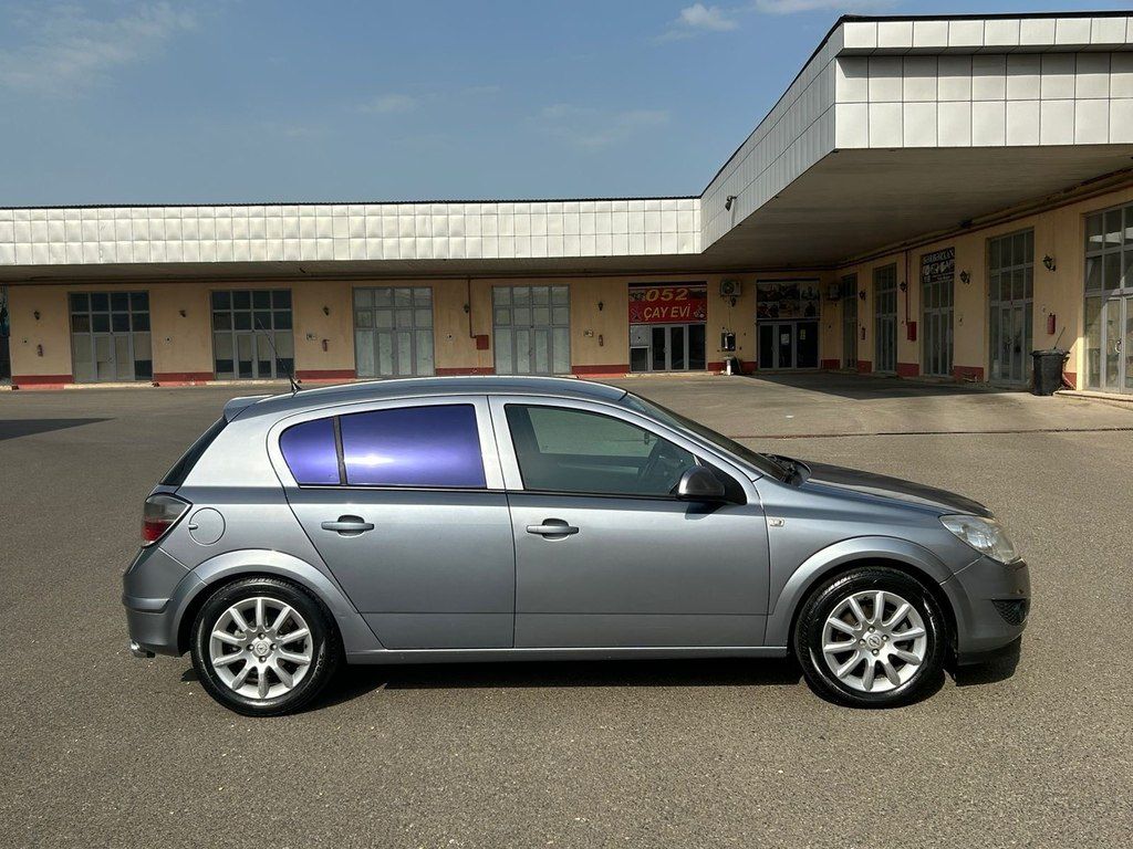 Opel Astra, 1.4 L, 2009 il, 270 000 km — Avtomobillər, Şəki (4)