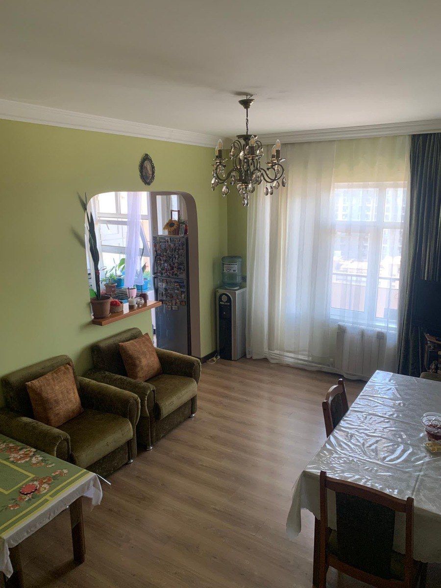 Satılır 5 otaqlı köhnə tikili 110 m² — Mənzil, Bakı