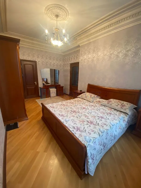 Satılır: 4 Otaq, Yeni tikili, Yasamal r., 170.00 m² — Mənzil, Bakı (6)