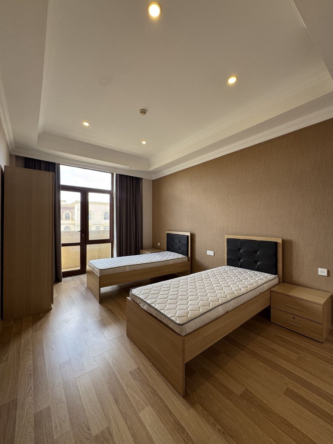 İcarəyə verilir 3 otaqlı yeni tikili 175 m² — Mənzil, Bakı (7)