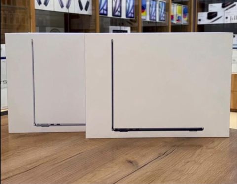 Apple Macbook Air 15-inch 16/512GB M5 chip — Bakı
